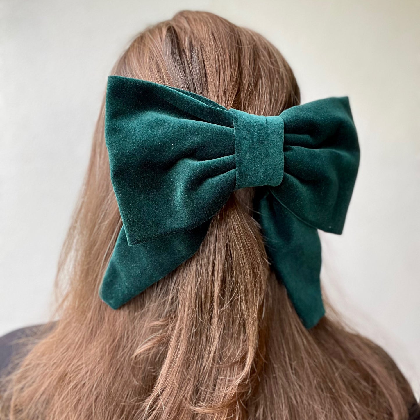 Mary Large Bow Clip