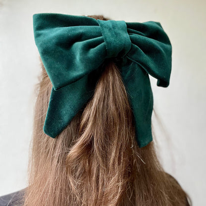 Mary Large Bow Clip