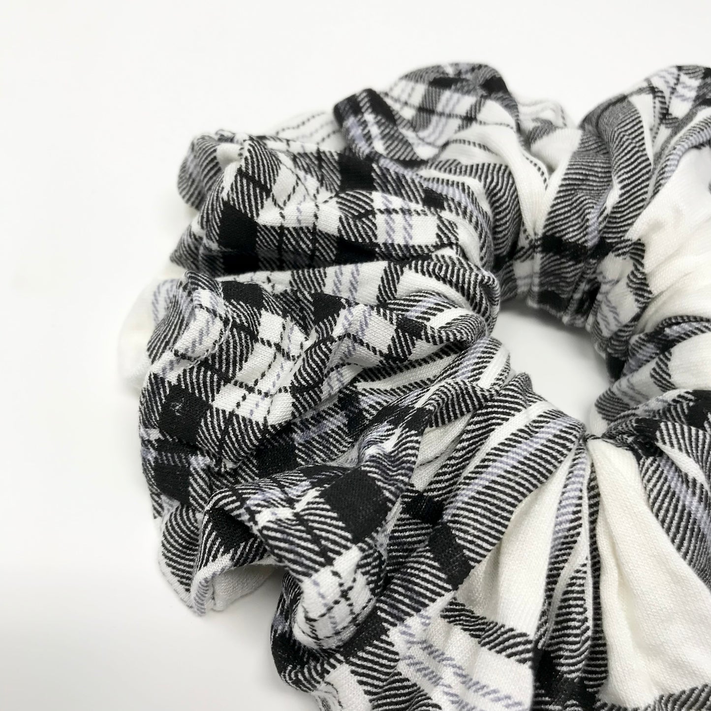 Agnes XL Scrunchie