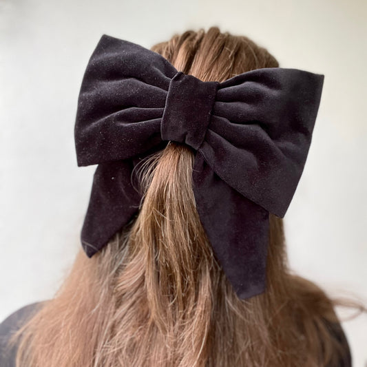 Kelly Large Bow Clip