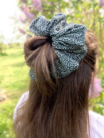 Candice XL Scrunchie