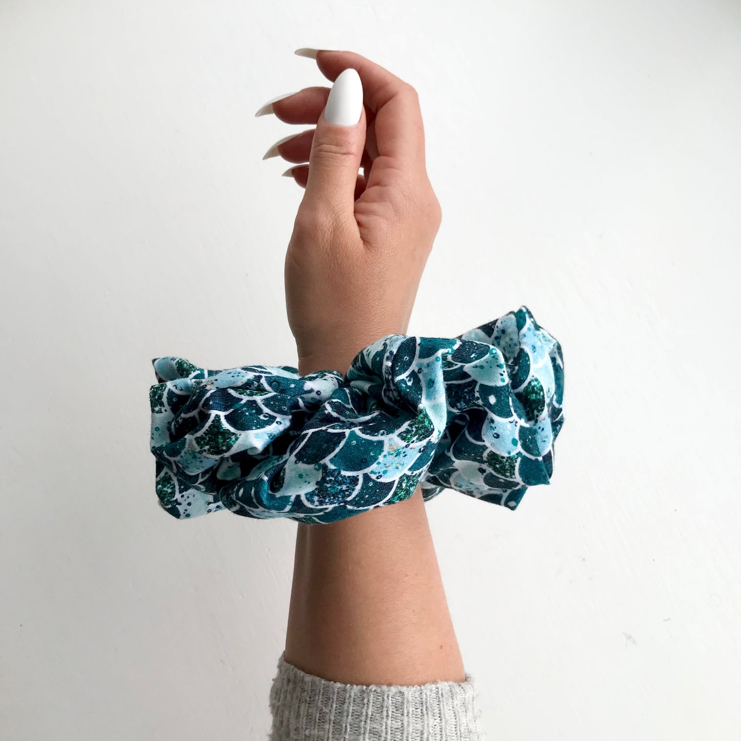 oversized mermaid print scrunchie