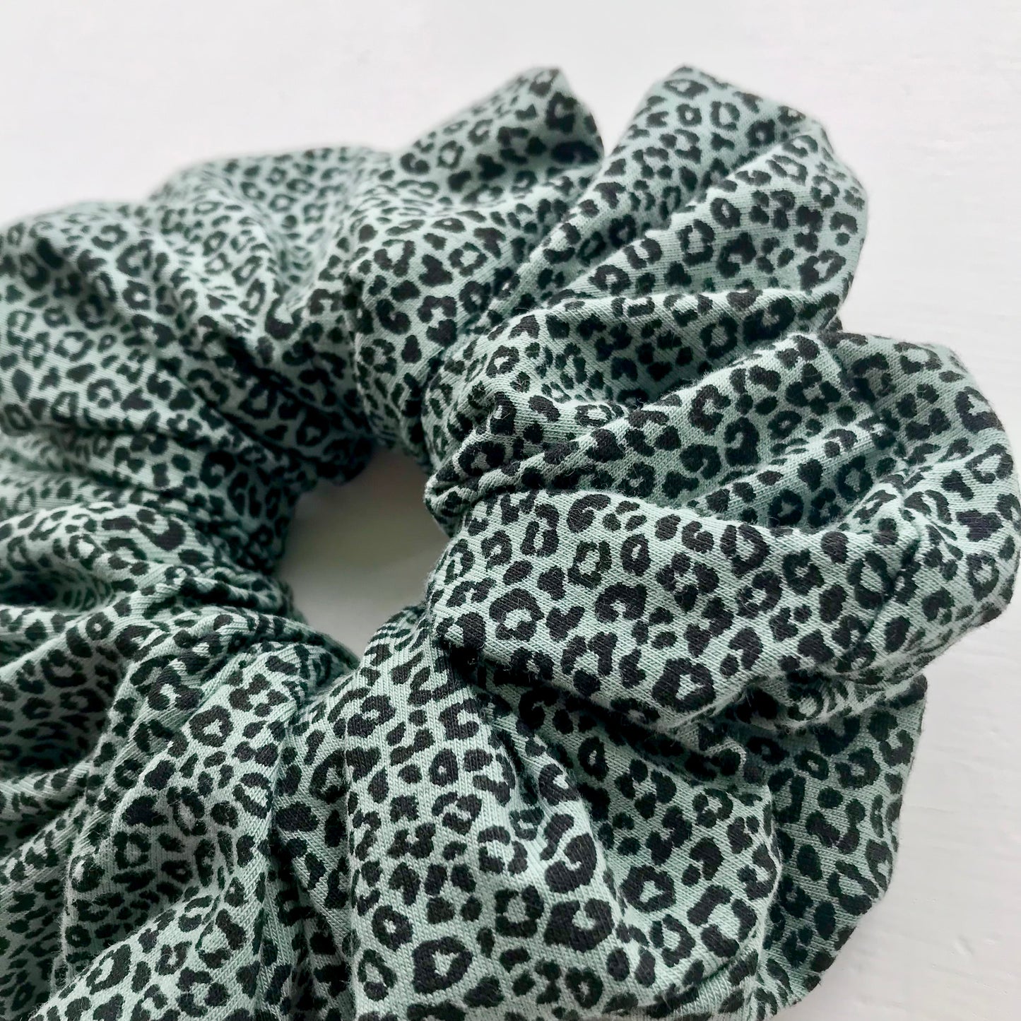 Candice XL Scrunchie